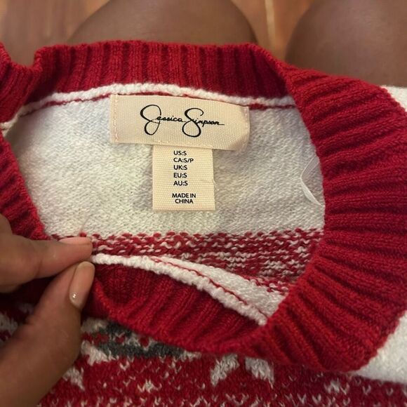 New Jessica Simpson Christmas Sweater - Picture 4 of 4